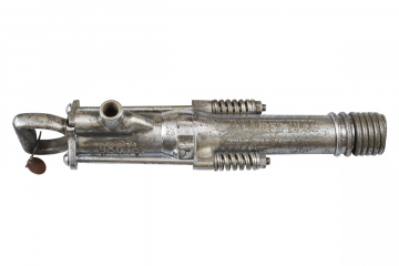 98674. Bohrhammer der Flottmann AG, Type D lang, 23. März 1922. Die Anzahl der bisher hergestellten Bohrhämmer und das Datum sind auf dem Zylinder eingraviert.