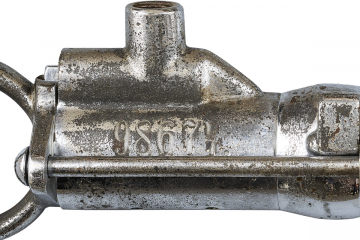 Detailansicht des 98674. Bohrhammers. Gravur der Zahl auf dem oberen Teil des Zylinders.